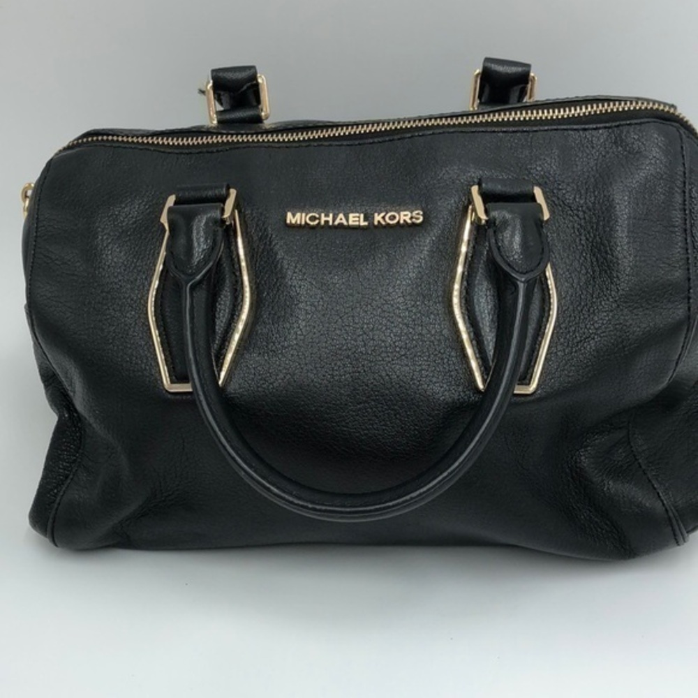 Michael Kors Vanessa Black Leather Zip Closure Chain Strap Satchel Shoul…